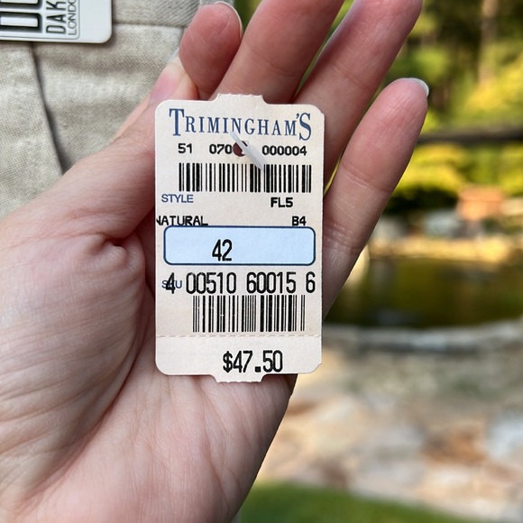 DAKS LONDON Men’s dress shorts NWT purchased from Trimingham’s Bermuda - Picture 4 of 8